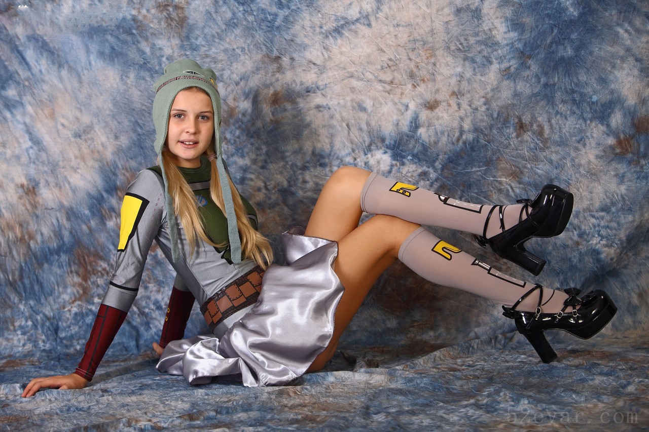 Mika褐色短筒袜写真